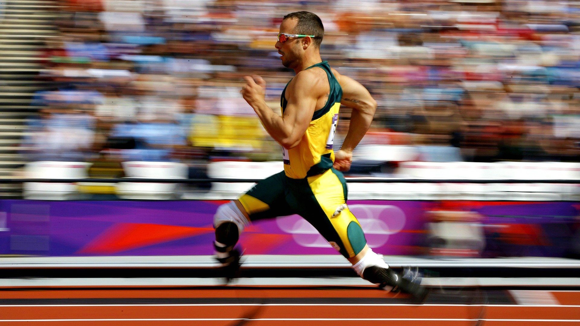 霍勒迪独揽38分击溃湖人!广厦热身赛大胜预示争冠雄心